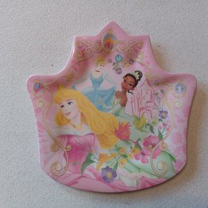 Disney Princess Zak! Plastic Kids Plate Crown Shaped Lunch Dinner Plate